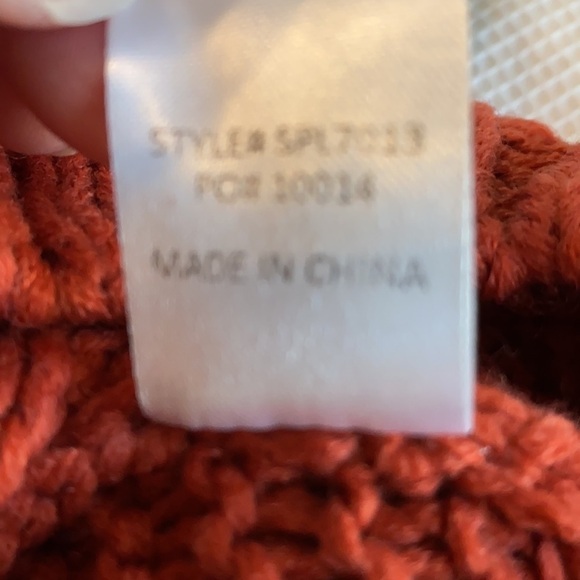 Sweet Generis woman’s Cable Knit Sweater size M-L - Picture 8 of 11